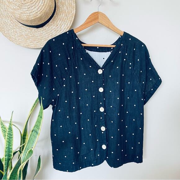 Madewell Lightspun Renwood Button-Back Top in Square Spot - Picture 5 of 7